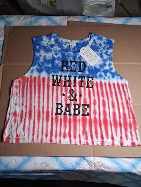 Messy Bun Just Chillin Red White & Babe Tie-Dye Tank Size L NWT